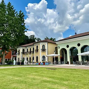 https://alle-acque-hotel.hotelinveneto.com